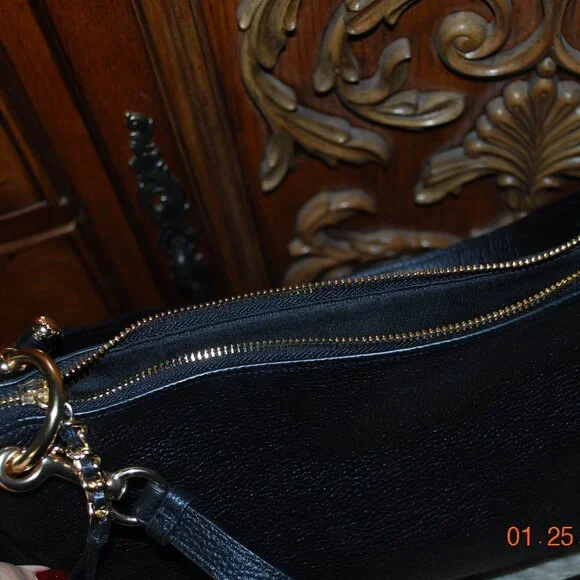 Coach Black handbag with Straps - Picture 6 of 9